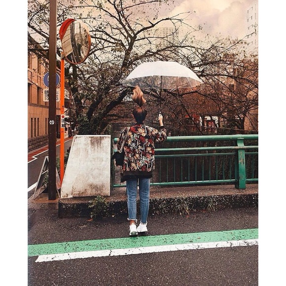 Zara Floral Print Bomber - Picture 2 of 10